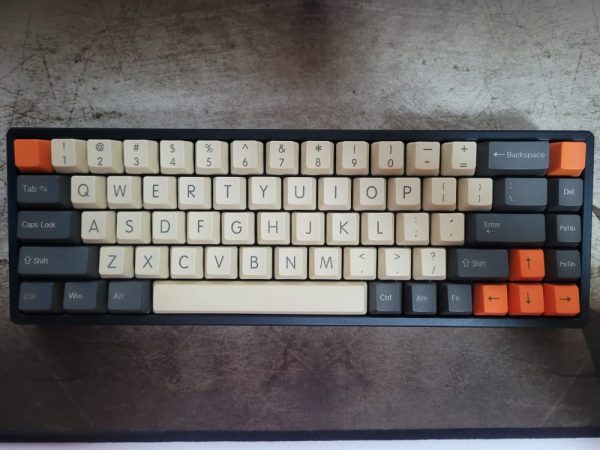Keycap PBT là gì? Điểm khác nhau về Keycap PBT và Keycap ABS - Keecap